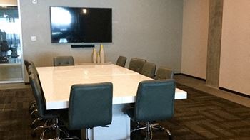 Business center with conference rooms for 4, 6 or up to 20 people as well as a work area with desk space for rent